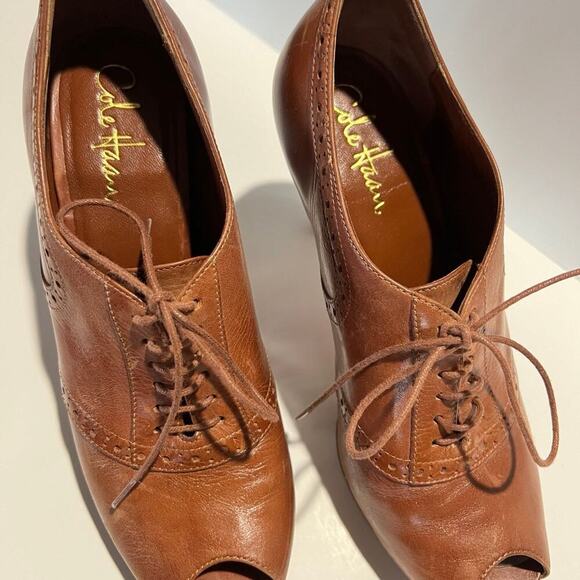 COLE HAAN size 7 1/2 B women’s, open toe leather pump - Picture 9 of 12